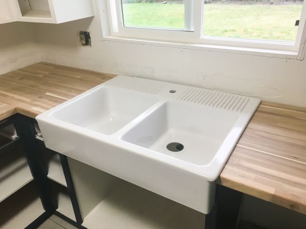 Chipped Sink Repair