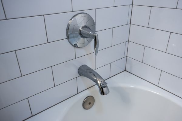 Tub Spout Replacement Service